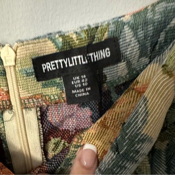 PrettyLittleThing Floral Tapestry Mini Dress Cottagecore Romantic Size 10 - Picture 8 of 16